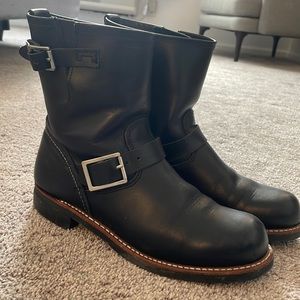 Red Wing black engineer boot